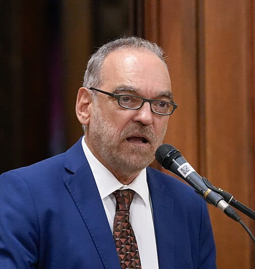 EL GOBIERNO NOMBRA A FERNANDO IGLESIAS EMBAJADOR EN BÉLGICA
