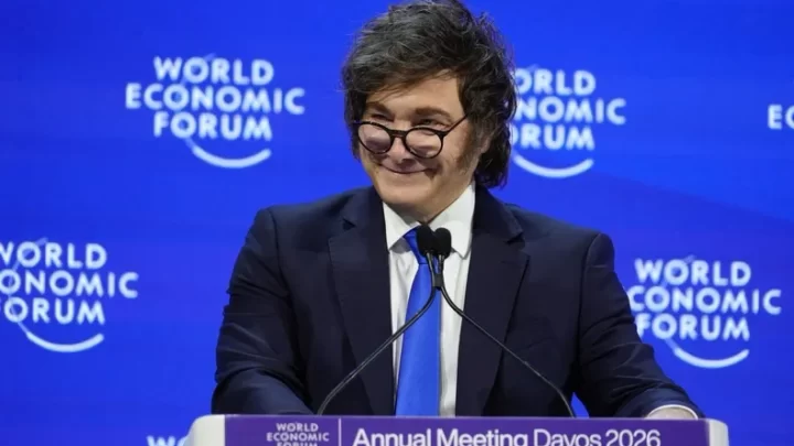 MILEI EN DAVOS ALARDEÓ DE “LO QUE CARECE LA ARGENTINA” Y REFUERZA SU DISCURSO IDEOLÓGICO EN SUIZA