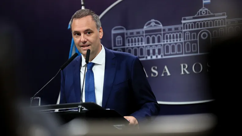 MANUEL ADORNI ASUME COMO DIRECTOR DE YPF EN REPRESENTACIÓN DEL ESTADO NACIONAL