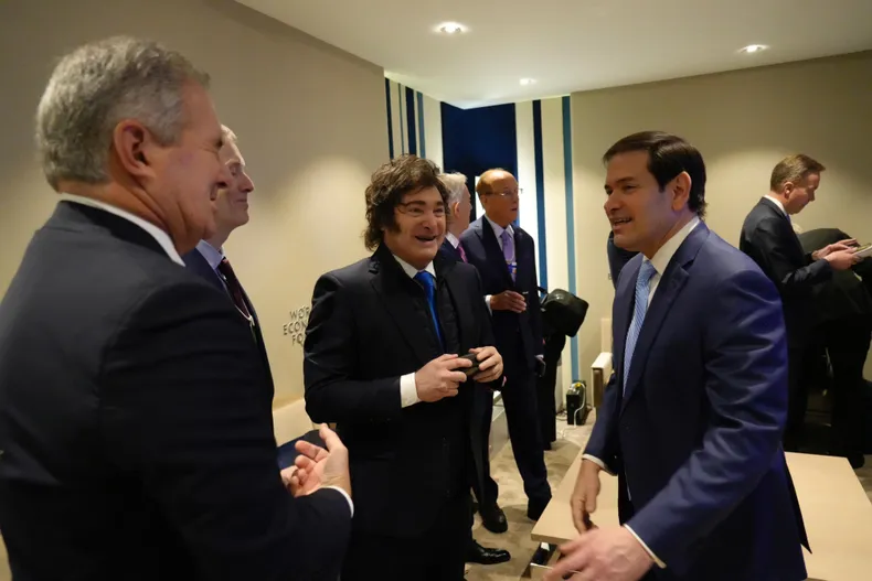 MILEI SE REÚNE CON EL SECRETARIO DE ESTADO DE EE. UU. Y REFUERZA ALIANZAS INTERNACIONALES EN DAVOS