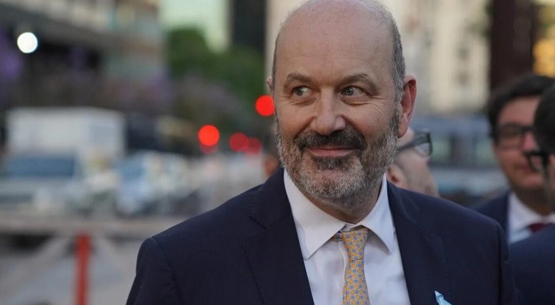 EL GOBIERNO IMPULSA LA “LEY HOJARASCA” PARA DEROGAR MÁS DE 70 NORMAS Y PROFUNDIZAR LA DESREGULACIÓN