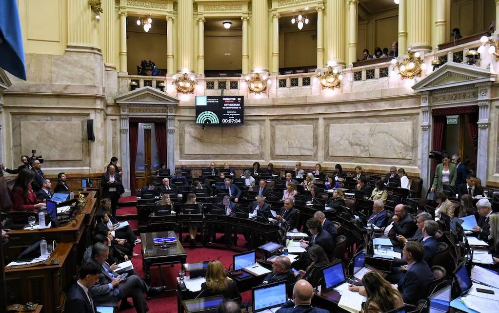 LOS SENADORES PASARÁN A COBRAR MÁS DE $11 MILLONES POR MES TRAS UN NUEVO ACUERDO SALARIAL