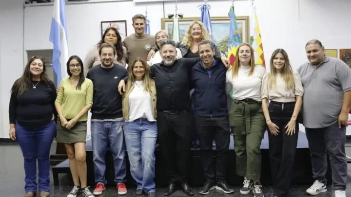 MÁS DE 200 VECINOS DE MERLO RECIBIERON EL PASE LIBRE MULTIMODAL Y ACCEDEN A TRANSPORTE GRATUITO