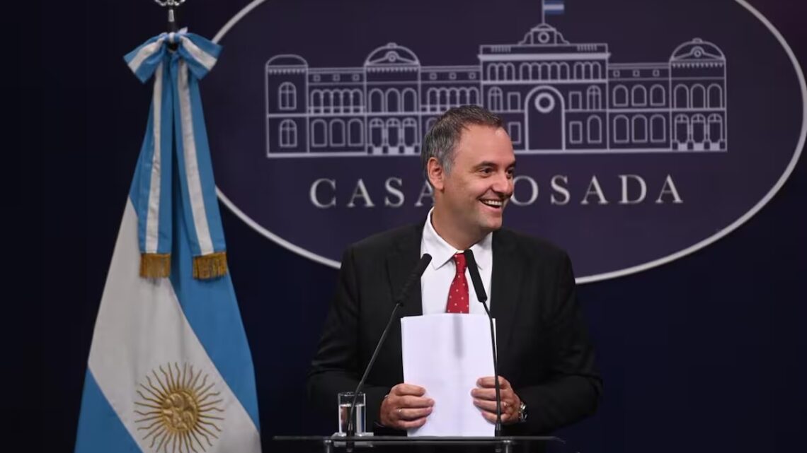 ADORNI VA AL CONGRESO EN MEDIO DE LA TENSIÓN: LA OPOSICIÓN BUSCA EVITAR “EL SHOW” Y PREPARA UN INTERROGATORIO CLAVE