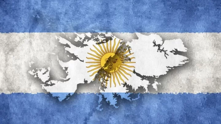 ARGENTINA RESPALDÓ A BOLIVIA TRAS UN DURO CRUCE CON EL REINO UNIDO Y REAVIVÓ LA TENSIÓN POR MALVINAS