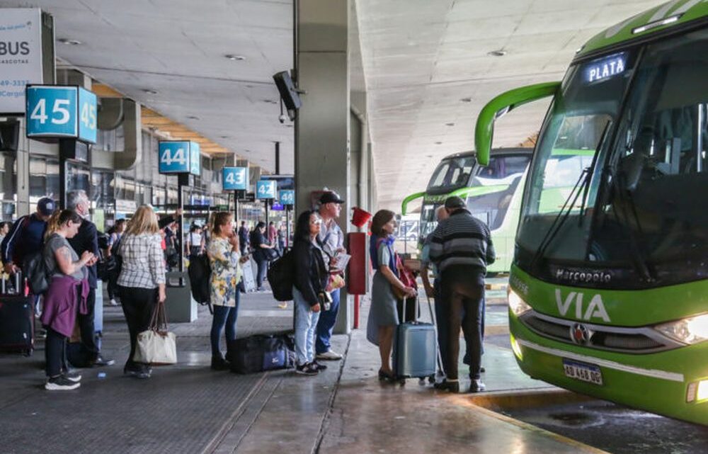 LAS EMPRESAS DE ÓMNIBUS ACLARARON QUE SEGUIRÁN ENTREGANDO PASAJES GRATUITOS A PERSONAS CON DISCAPACIDAD