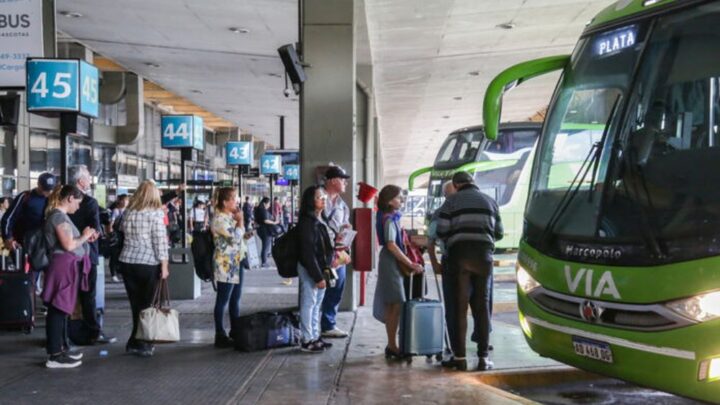 LAS EMPRESAS DE ÓMNIBUS ACLARARON QUE SEGUIRÁN ENTREGANDO PASAJES GRATUITOS A PERSONAS CON DISCAPACIDAD