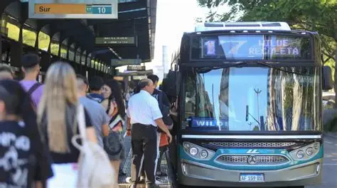 NUEVO AUMENTO EN COLECTIVOS Y TRENES DEL AMBA: CUÁNTO CUESTA EL BOLETO Y CÓMO IMPACTA EN EL BOLSILLO