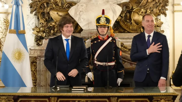 DIEGO SANTILLI ASUME COMO NUEVO JEFE DE GABINETE Y CONSOLIDA LA ALIANZA ENTRE MILEI Y EL PRO
