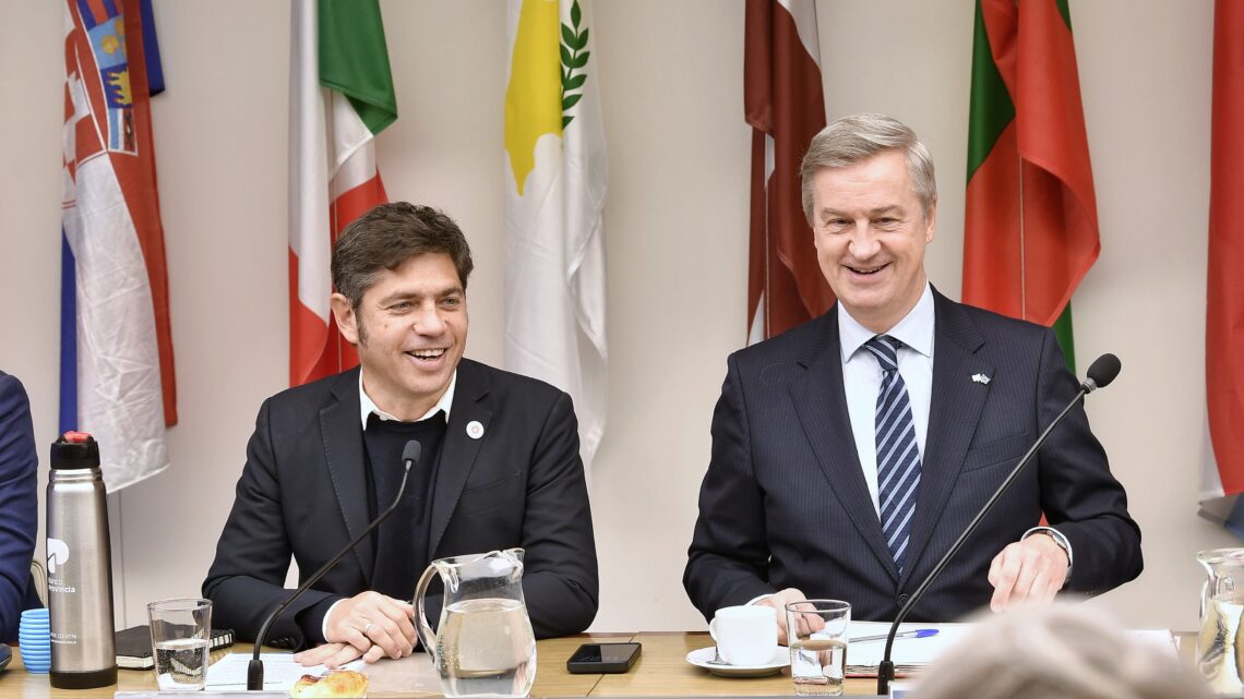 Kicillof se reunió con el embajador de la Unión Europea y representantes diplomáticos de países del bloque regional