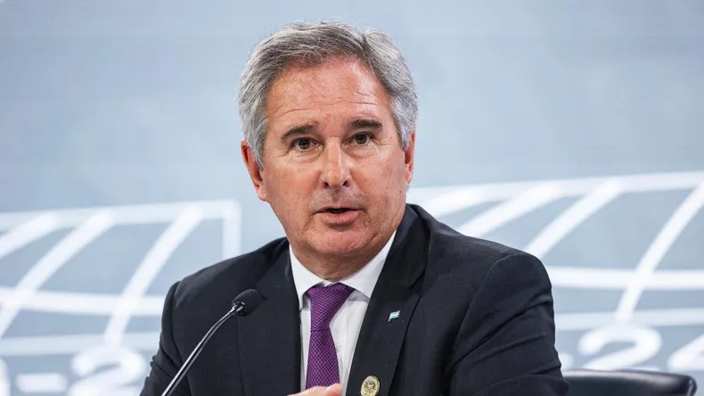 EL GOBIERNO RESPALDÓ A BOLIVIA TRAS IMPEDIR EL INGRESO DE LEGISLADORES ARGENTINOS Y CRECE LA TENSIÓN DIPLOMÁTICA