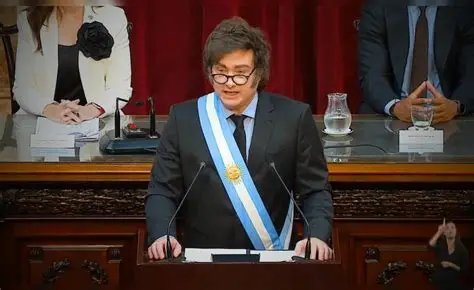 MILEI REUNIÓ A LOS LEGISLADORES LIBERTARIOS Y ANUNCIÓ UNA NUEVA ETAPA DE REFORMAS: BUSCA CAMBIAR LA CARTA ORGÁNICA DEL BANCO CENTRAL