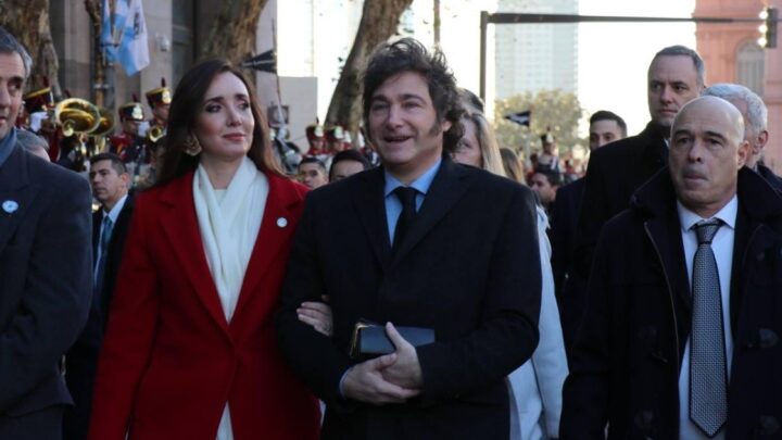 MILEI ENCABEZÓ LOS ACTOS POR EL DÍA DE LA INDEPENDENCIA, LLAMÓ A RENOVAR EL PACTO DE MAYO Y VILLARRUEL RECLAMÓ MÁS APOYO A LA INDUSTRIA