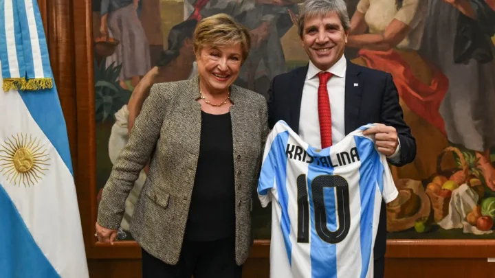 GEORGIEVA RESPALDÓ EL PLAN DE MILEI, DESTACÓ LA BAJA DE LA INFLACIÓN Y PIDIÓ SOSTENER EL RUMBO ECONÓMICO