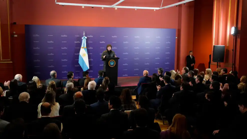 MILEI REUNIÓ A LOS LEGISLADORES DE LA LIBERTAD AVANZA CON EL FOCO EN LA MOROSIDAD Y LA SESIÓN EN DIPUTADOS