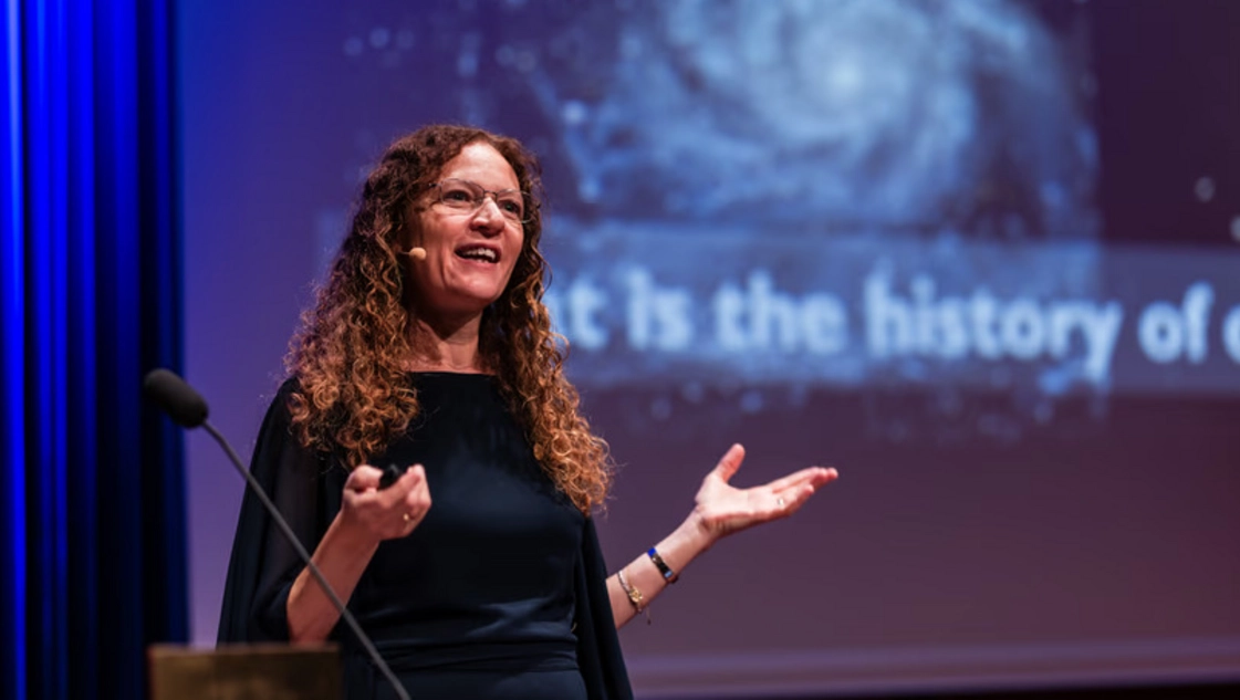 AMINA HELMI, LA ASTRÓNOMA ARGENTINA QUE RECONSTRUYÓ LA HISTORIA DE LA VÍA LÁCTEA Y RECIBIÓ EL PREMIO KAVLI