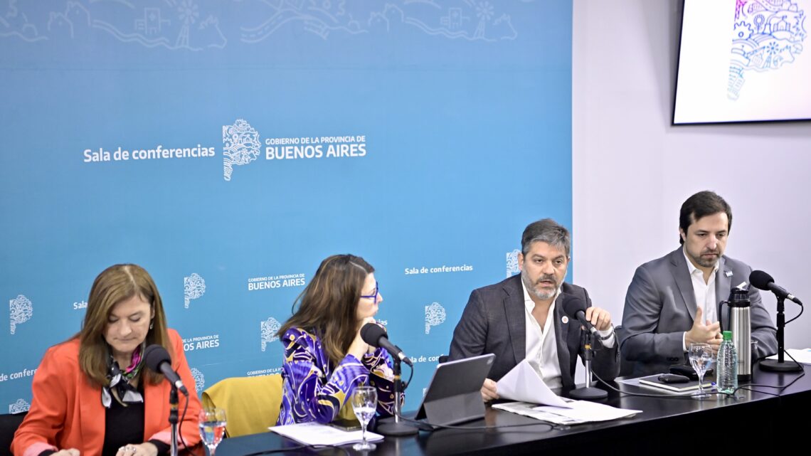 BIANCO CUESTIONÓ EL RUMBO ECONÓMICO DE MILEI Y LA PROVINCIA ANUNCIÓ LA FINALIZACIÓN DE 175 VIVIENDAS EN MELCHOR ROMERO