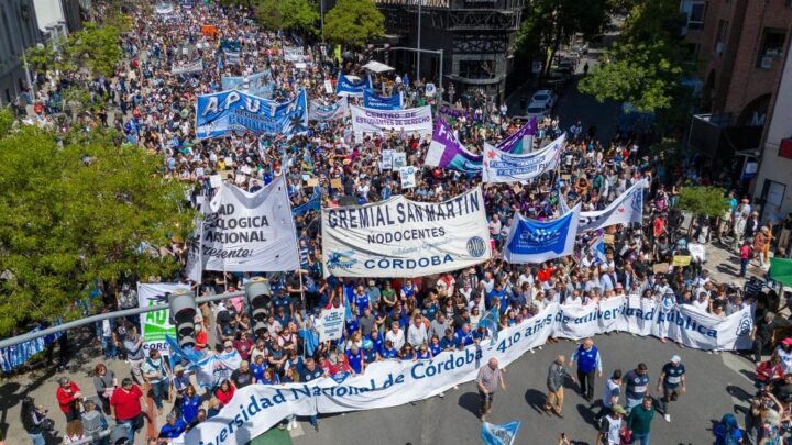 ¿POR QUÉ CONTRA LAS UNIVERSIDADES? ¿POR QUÉ CONTRA LA INDUSTRIA? ¿POR QUÉ CONTRA EL TRABAJO ARGENTINO?