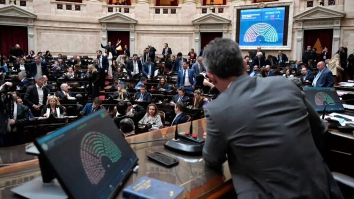 DIPUTADOS POSTERGÓ EL DEBATE SOBRE EL ENDEUDAMIENTO FAMILIAR Y EL PROYECTO VOLVIÓ A COMISIÓN
