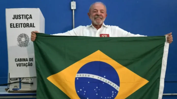 LULA AGRADECIÓ A CRISTINA KIRCHNER Y SERGIO MASSA TRAS SU TRIUNFO EN BRASIL Y DESTACÓ EL VÍNCULO CON ARGENTINA