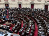 DIPUTADOS: EL GOBIERNO LOGRÓ FRENAR EL RECHAZO AL DNU 70/23 Y LA OPOSICIÓN NO CONSIGUIÓ QUÓRUM