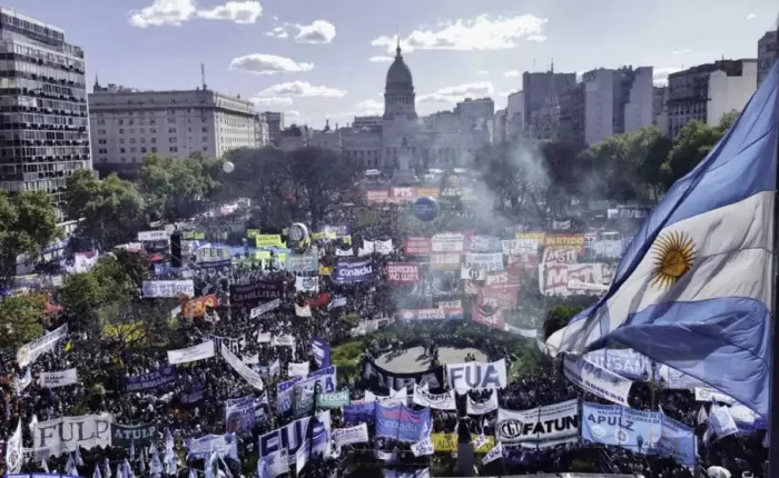 DIPUTADOS, MARCHA UNIVERSITARIA Y MILEI EN ESTADOS UNIDOS: UNA JORNADA CLAVE PARA EL GOBIERNO