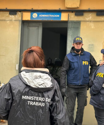 Rescataron a 14 víctimas de trata: vivían y trabajaban sobre plomo