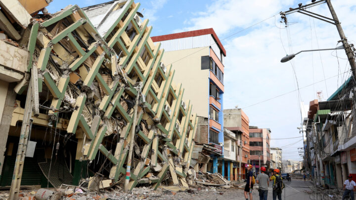TERREMOTO EN PANAMÁ: MÁS DE 400 EDIFICIOS AFECTADOS, HERIDOS Y EVACUACIONES TRAS UN SISMO DE MAGNITUD 7,7